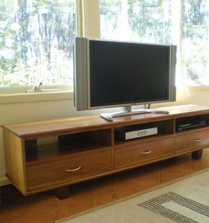 Retro TV Unit